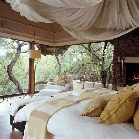 Sanctuary Makanyane Safari Lodge Мадікве-Ґейм-Резерв Екстер'єр фото