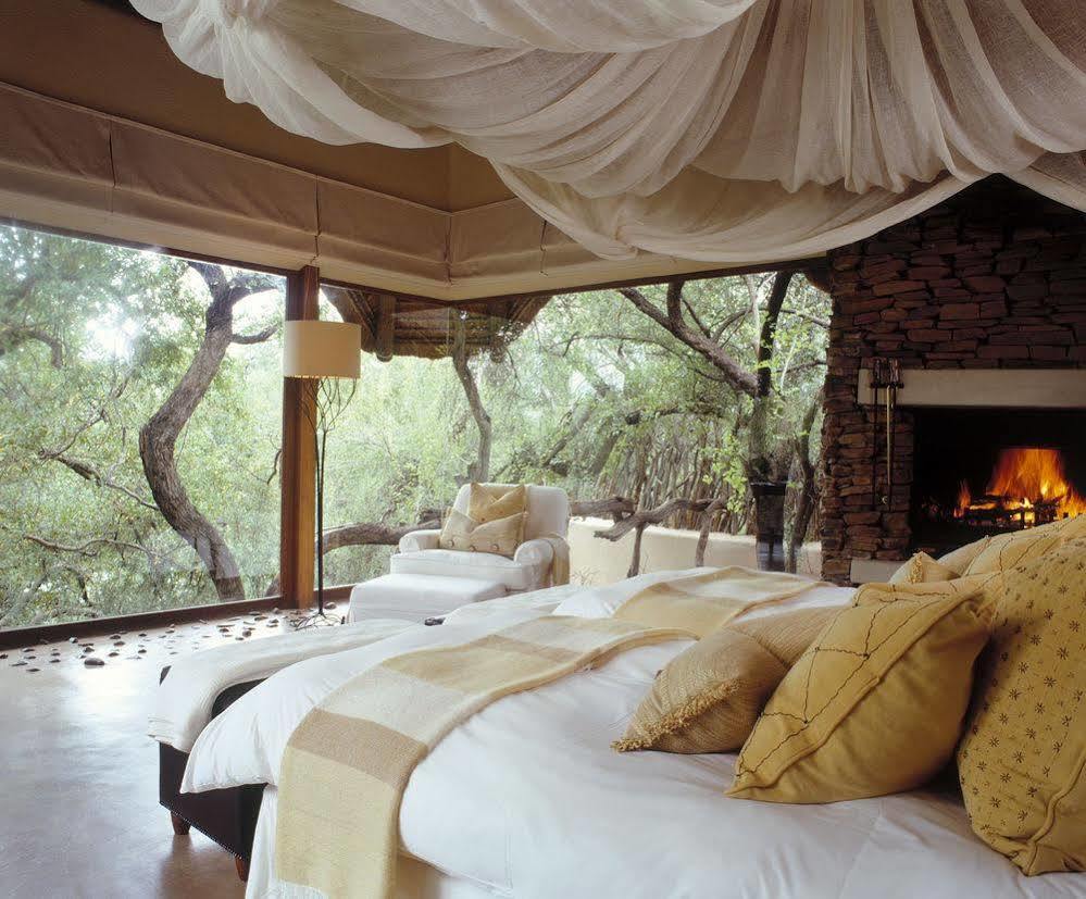 Sanctuary Makanyane Safari Lodge Мадікве-Ґейм-Резерв Екстер'єр фото