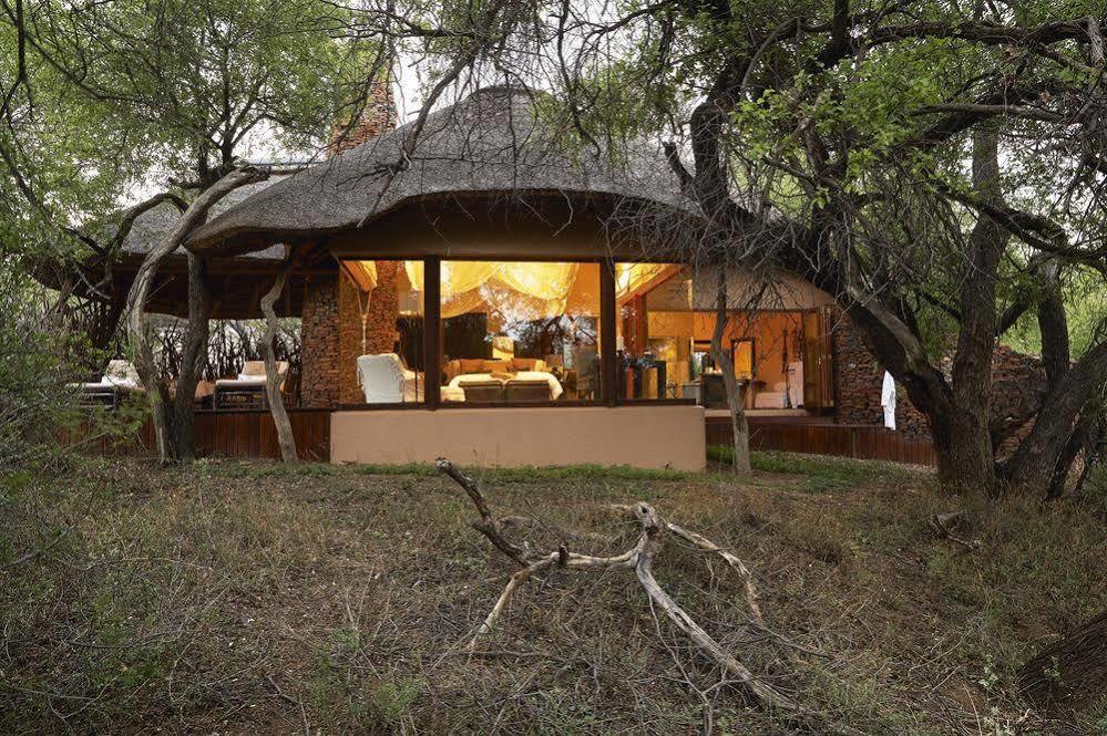 Sanctuary Makanyane Safari Lodge Мадікве-Ґейм-Резерв Екстер'єр фото
