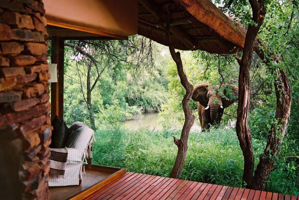Sanctuary Makanyane Safari Lodge Мадікве-Ґейм-Резерв Екстер'єр фото